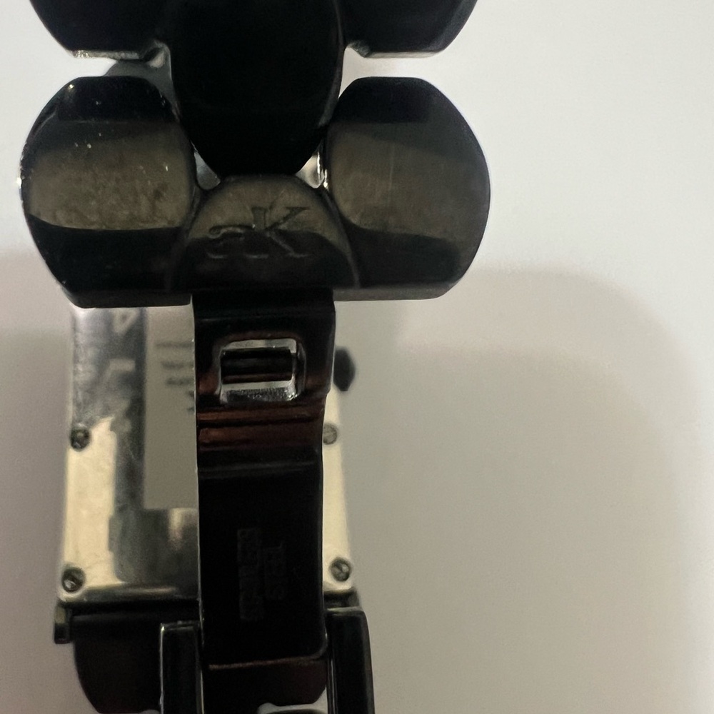 (166)Vintage Adee Kaye Rectangular Black and Silver Watch…Ak4074-L - Picture 7 of 10